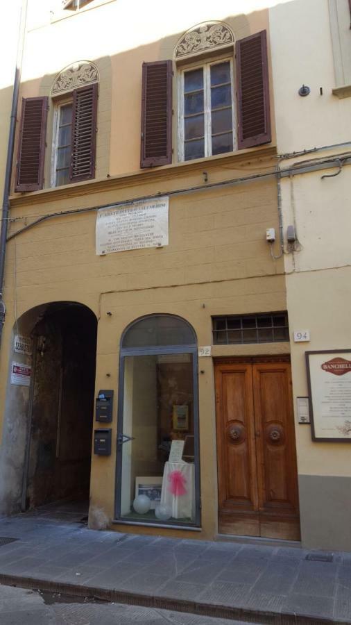 La Casa Di Luigi Lägenhet Montevarchi Exteriör bild